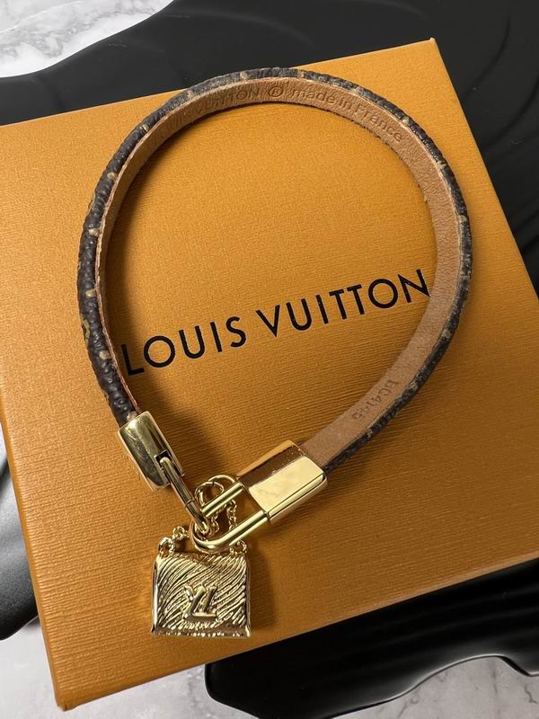 LV Bracelet 07yxh18